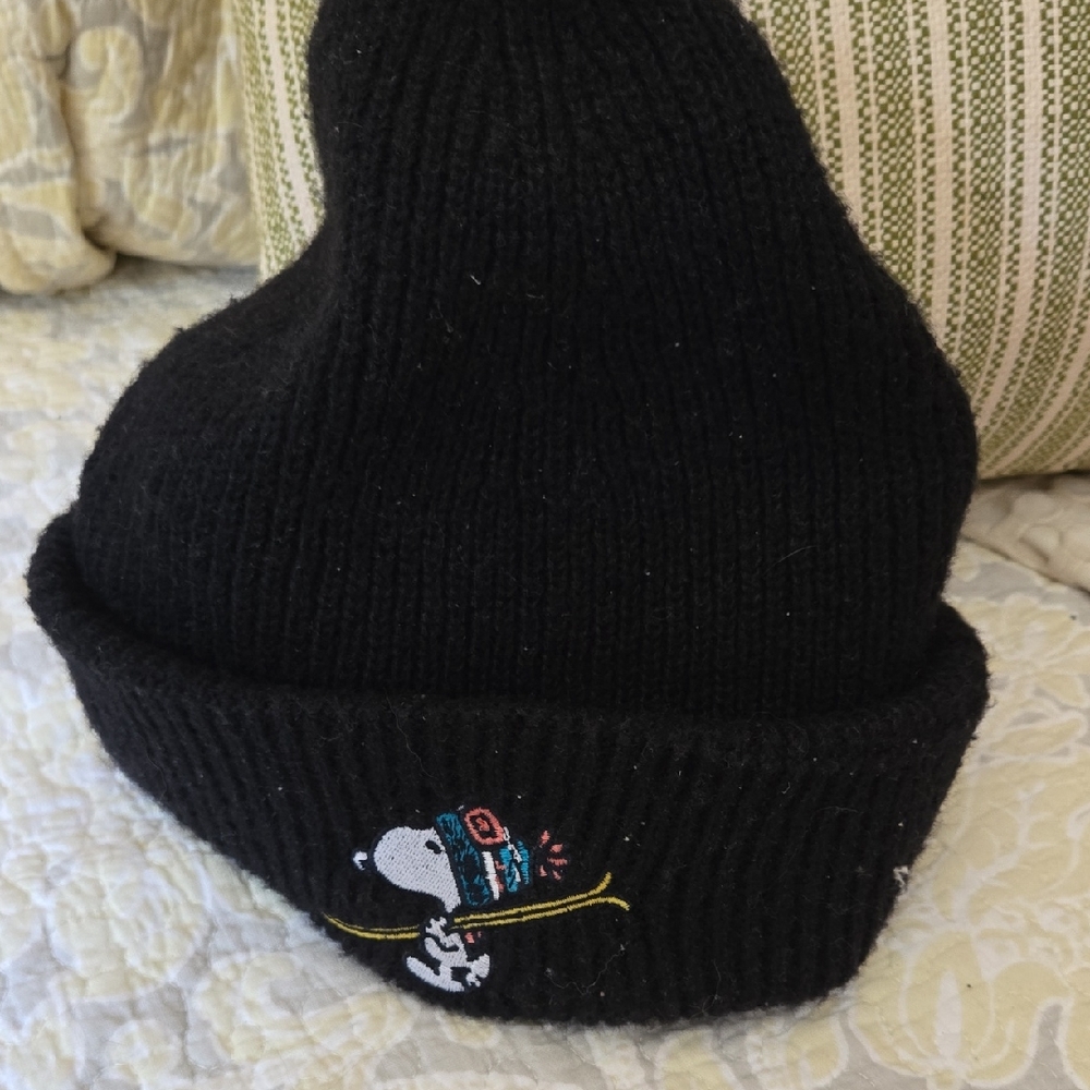 Aeropostale Black Kids Beanie with Embroidered Character